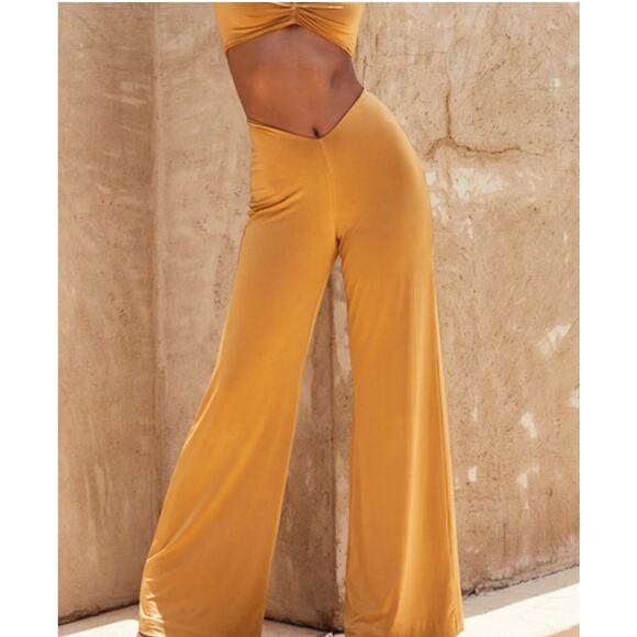 NWT House Of CB Kaiya V Line Wide Leg Pants Small - Picture 1 of 7